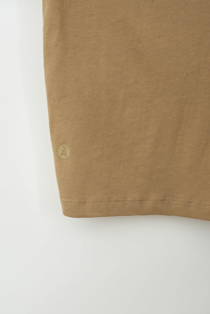 Camiseta de corte holgado confeccionada en jersey de algodón Mujer. Color Marrón