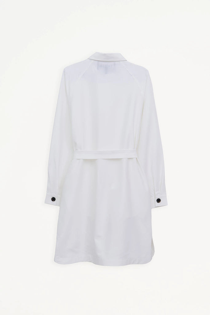 Sobrecamisa de Mujer larga confeccionada en tejido 4-ways stretch secado rápido. Tantä. Color Blanco