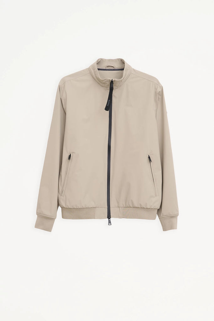 Chaqueta impermeable de hombre Tantä corta de primavera. Gris