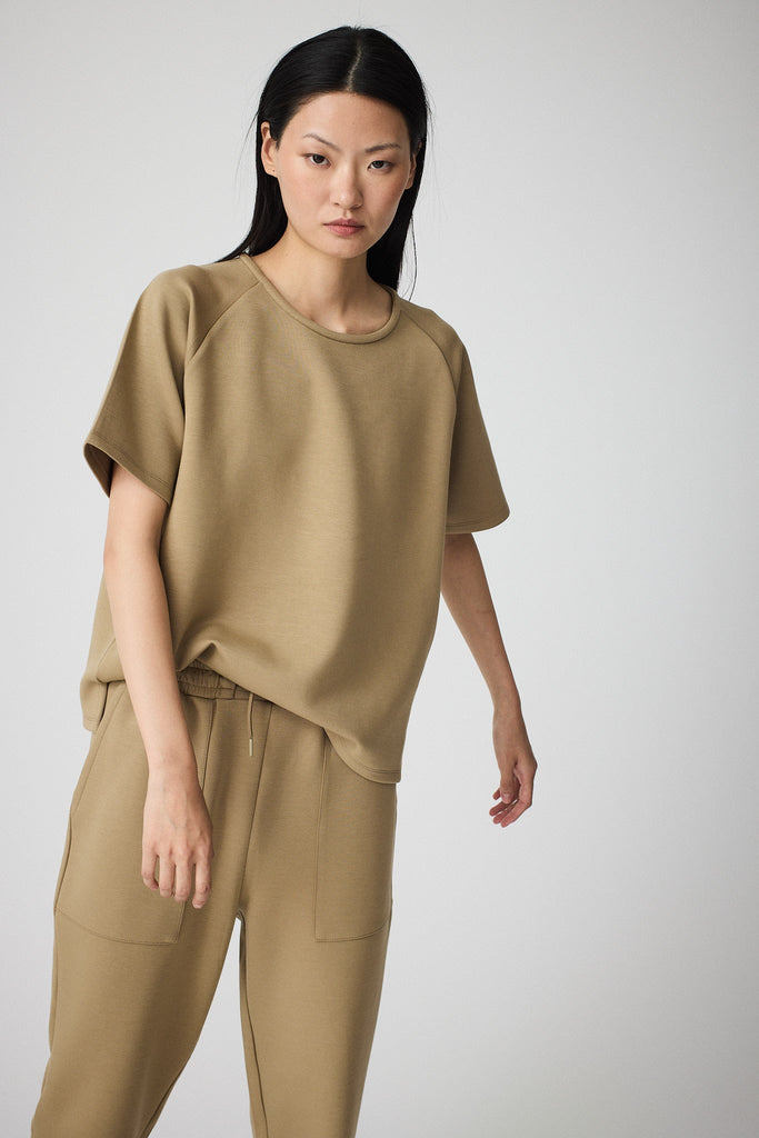  Jersey Mujer de cuello redondo Tantä Color Marron. 