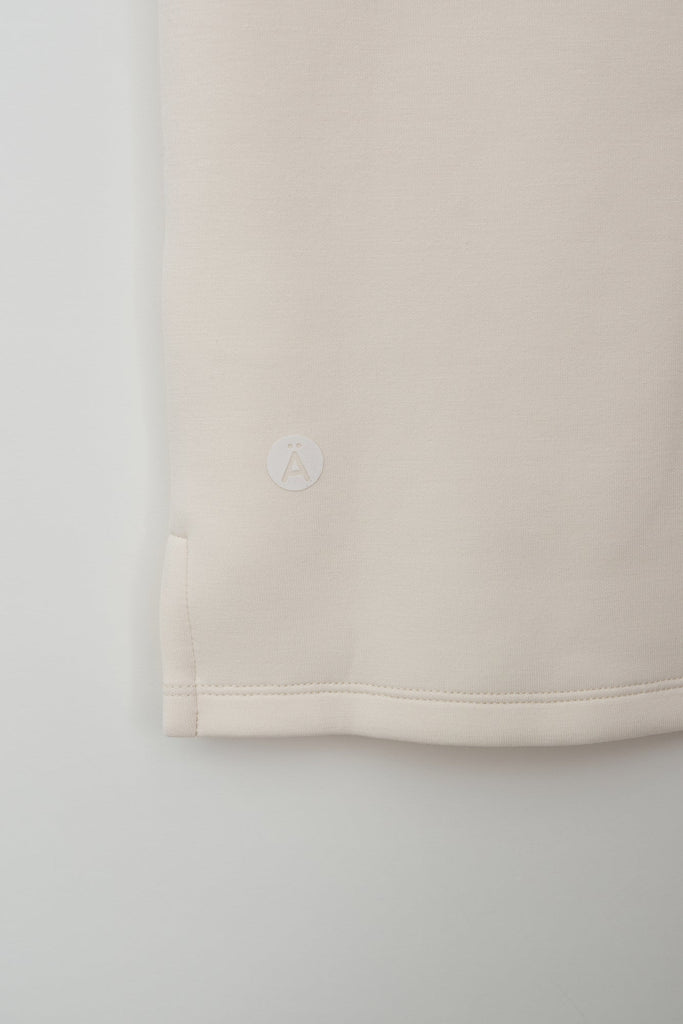  Jersey Mujer de cuello redondo Tantä Color Blanco roto. 