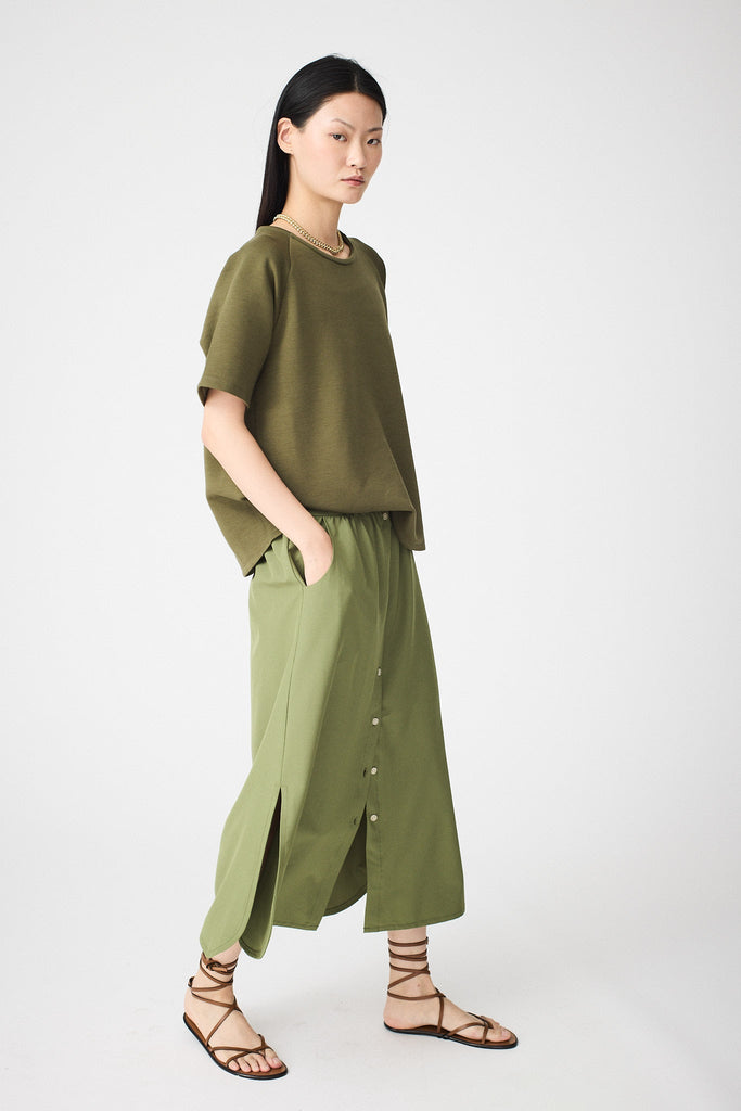  Jersey Mujer de cuello redondo Tantä Color verde. 