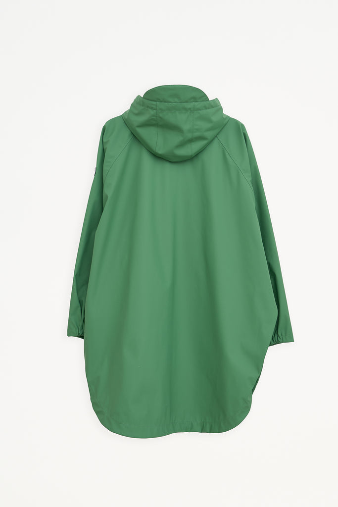 Chaqueta impermeable en poliéster reciclado de mujer SKY Tantä. Color verde