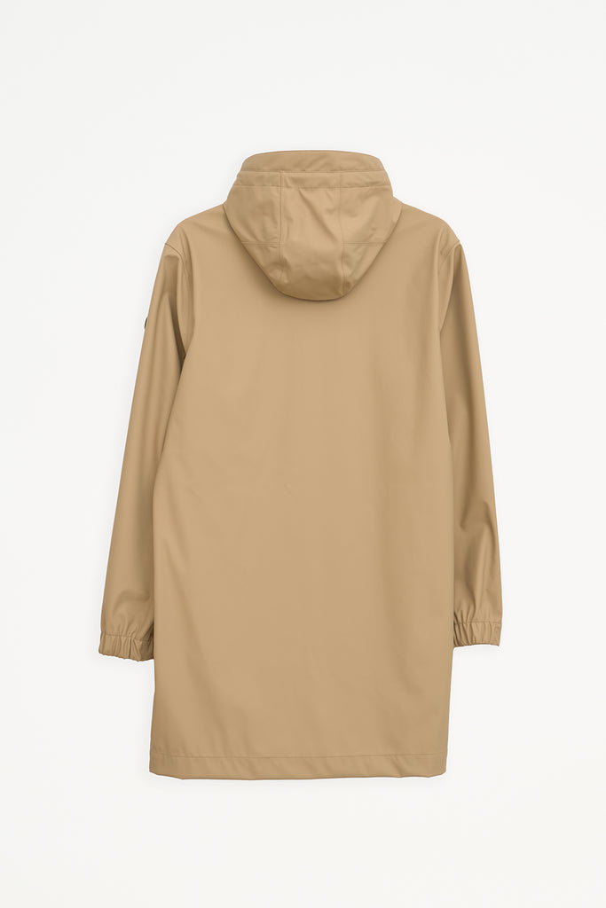 La chaqueta o chubasquero Totiri es un impermeable de corte estándar en PU para Hombre Tantä Beige