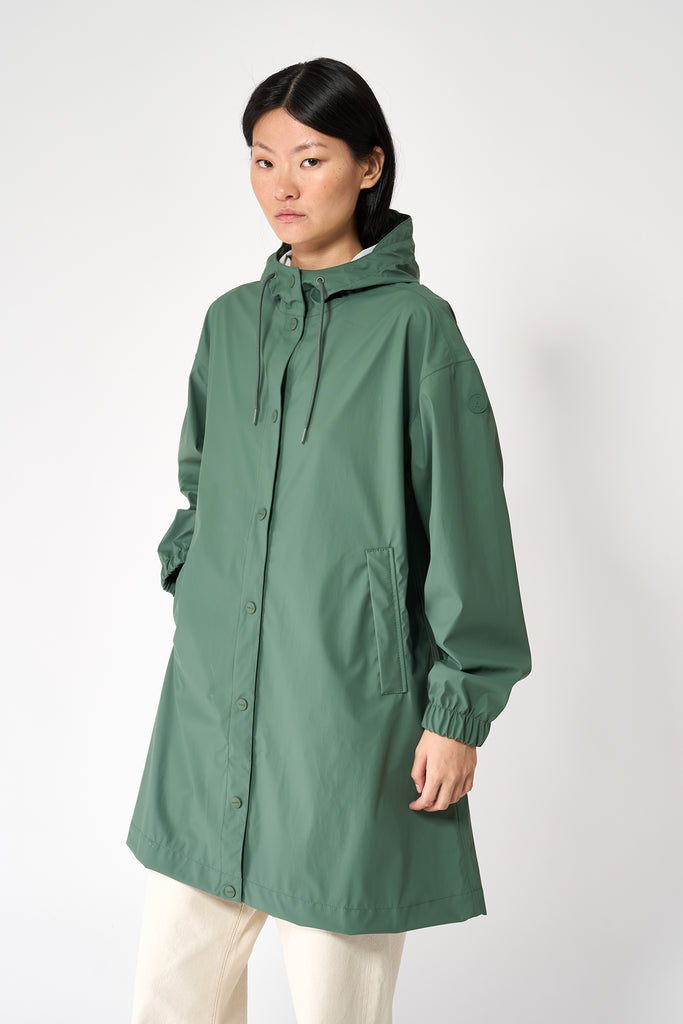 Chaqueta impermeable de mujer Mis o chubasquero de corte holgado. Color verde