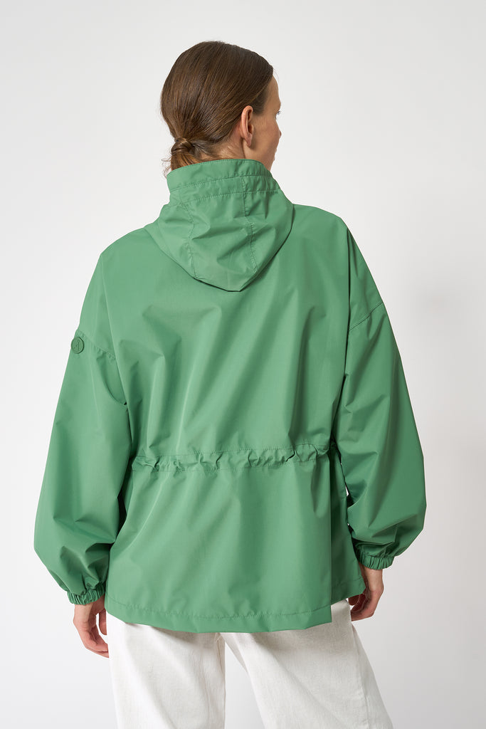 Chaqueta impermeable Lainoa de mujer Tantä  Color Verde