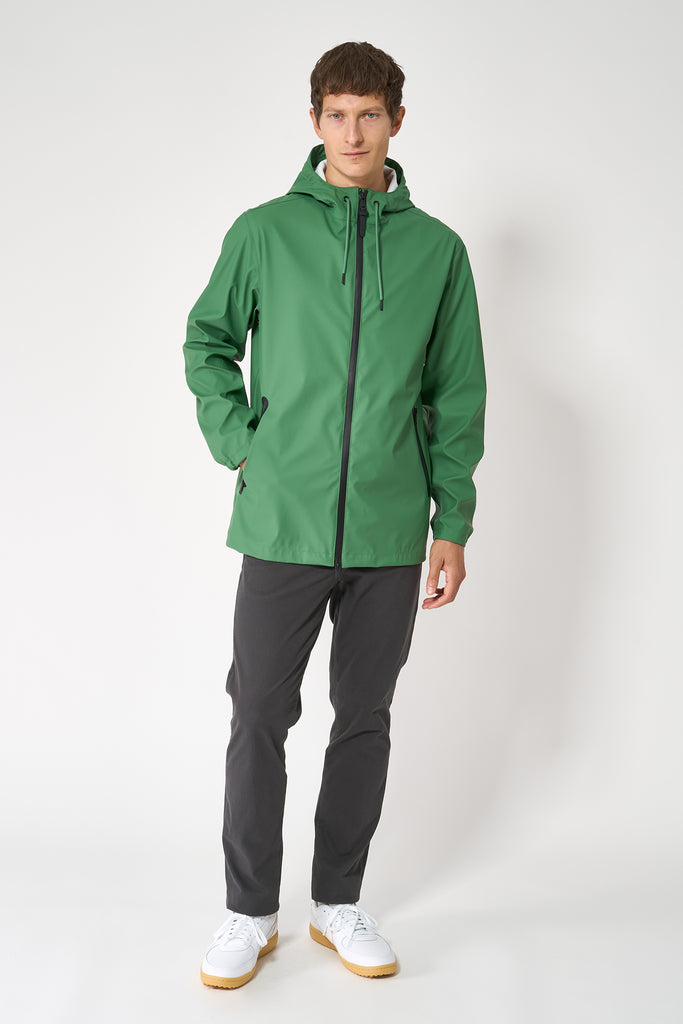 La chaqueta impermeable Ulap de Hombre Tantä. Verde