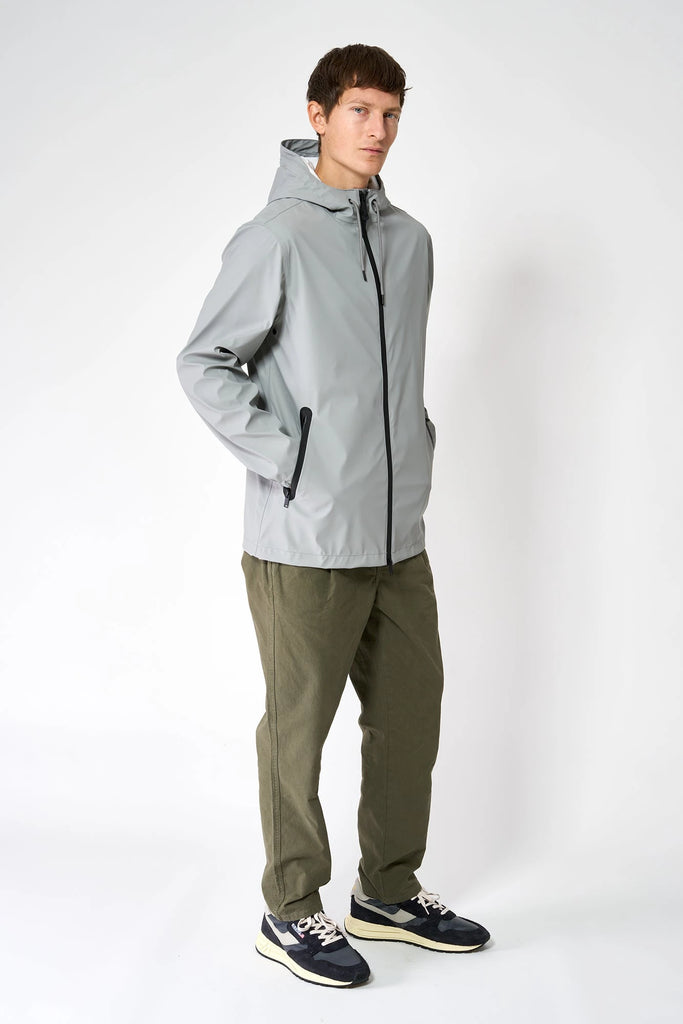 La chaqueta impermeable Ulap de Hombre Tantä. Gris